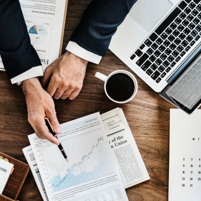 agenda-analysis-business-990818-min